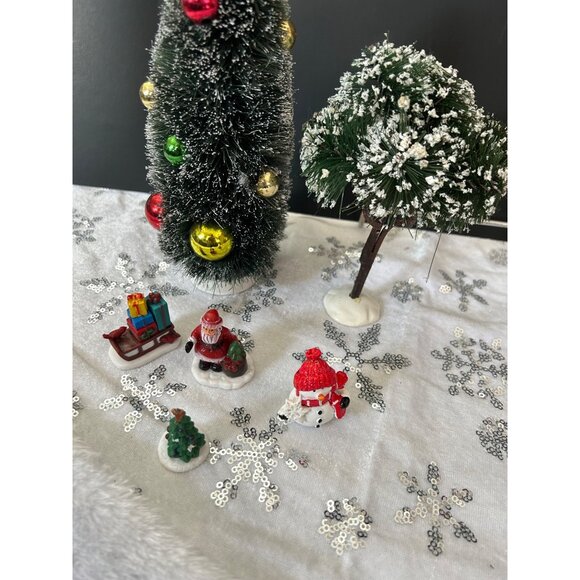 Christmas Village Scene With Accessories - Apres Ski Shop Trees Santa & Snowman - Picture 12 of 15